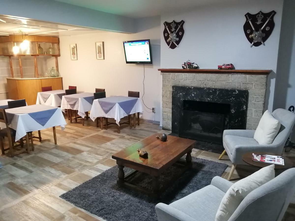 Hotel Sevilla Темуко Экстерьер фото