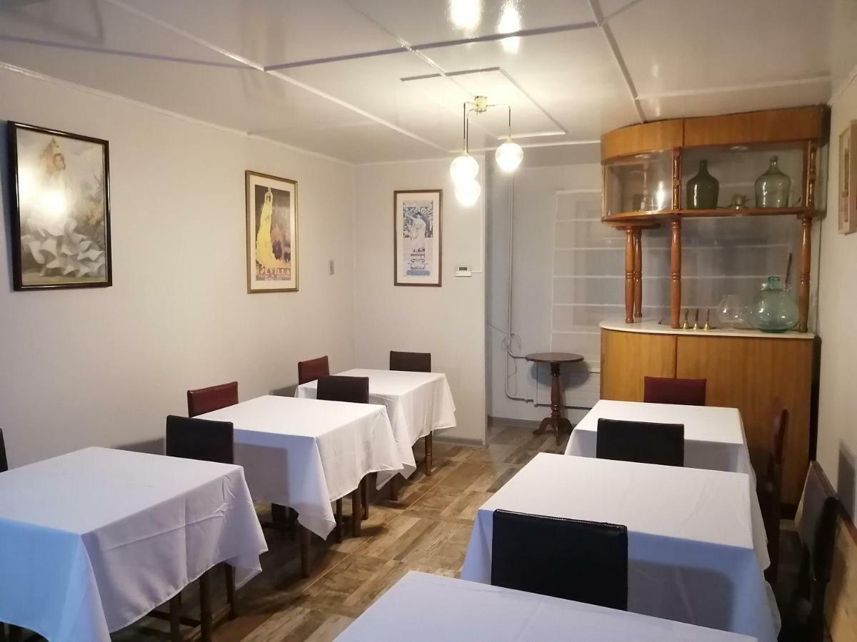 Hotel Sevilla Темуко Экстерьер фото